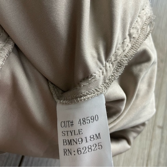 TADASHI SHOJI  Chini Blouson‎ Sequin Dress  BMN918M Womens size 14 New - Picture 13 of 13